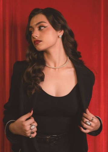 Полли, Г. Вельск